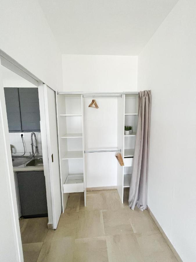 וילנב-לובה #41 Marina Riviera Bay - Marine Baie Des Anges - Studio Vue Mer Et Port מראה חיצוני תמונה
